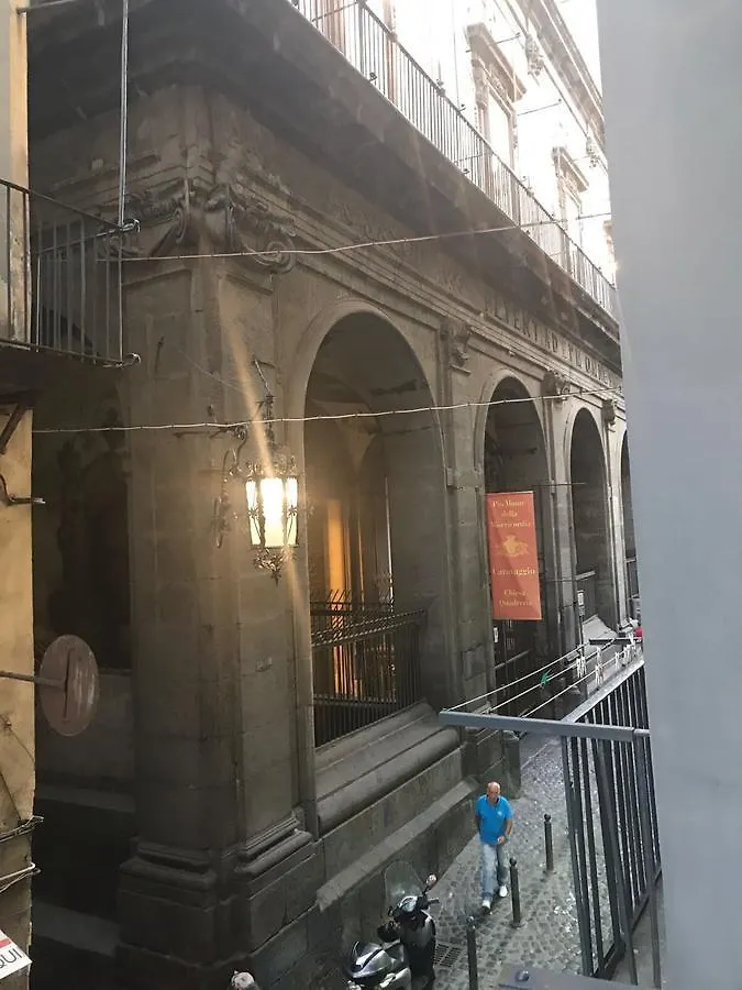 Bed and Breakfast Decumani Prestige à Naples Couette-café