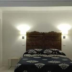 2* Nocleg ze śniadaniem Piano Nobile